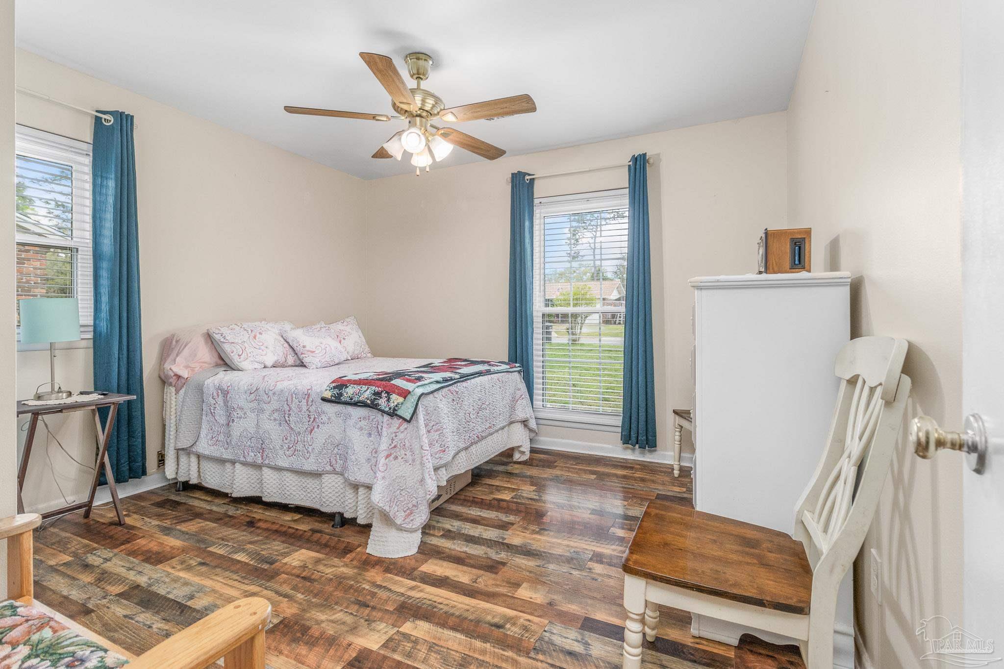 5670 Adelyn Road Pensacola, FL 32504 - Photo 18 of 37 Gallery Image 18