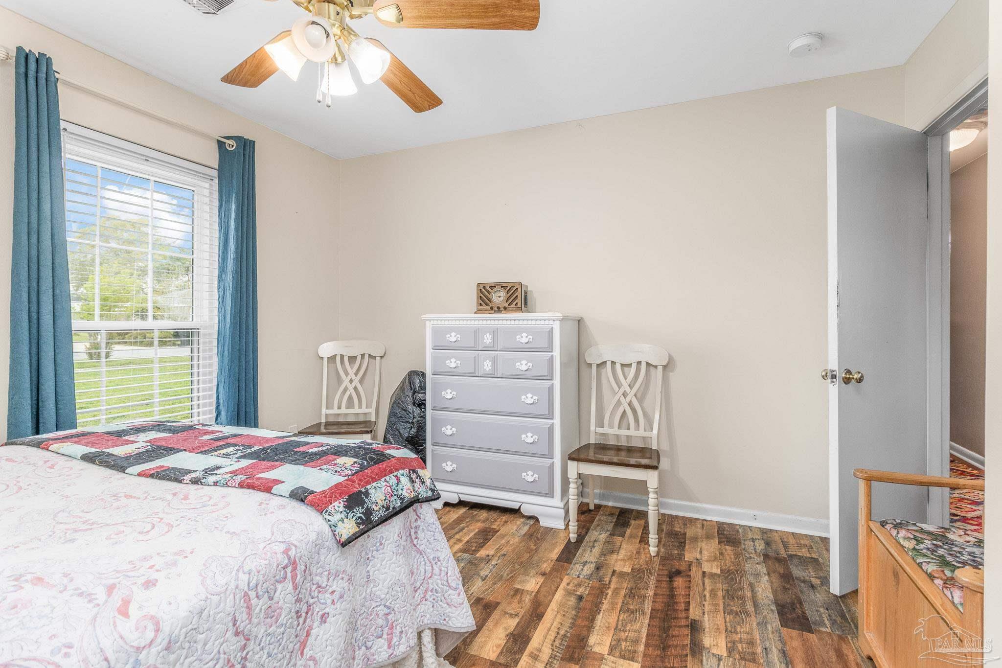 5670 Adelyn Road Pensacola, FL 32504 - Photo 19 of 37 Gallery Image 19