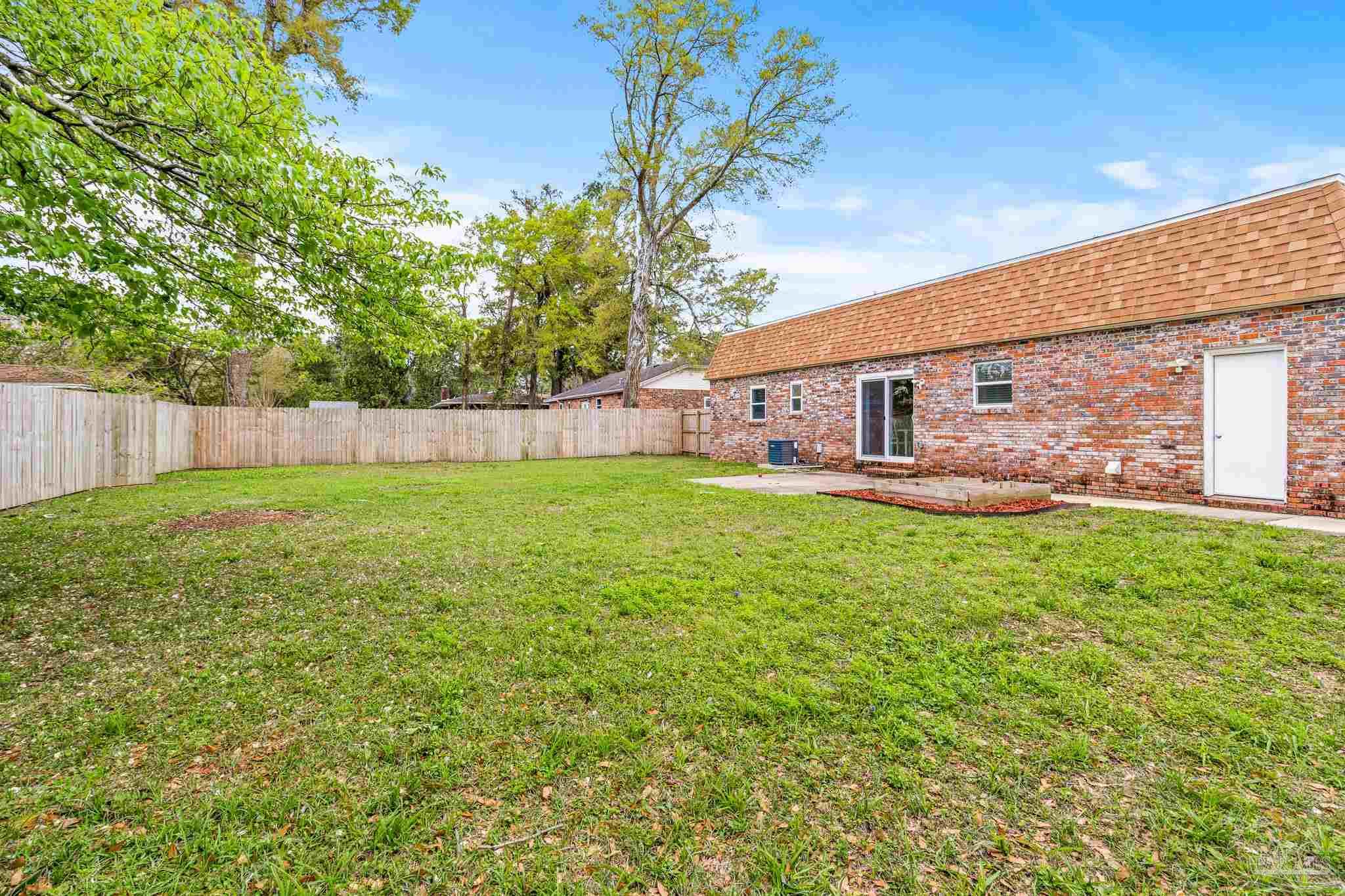 5670 Adelyn Road Pensacola, FL 32504 - Photo 31 of 37 Gallery Image 31
