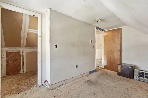 $280,000 | 2 Water Street, Greenfield, MA 01301