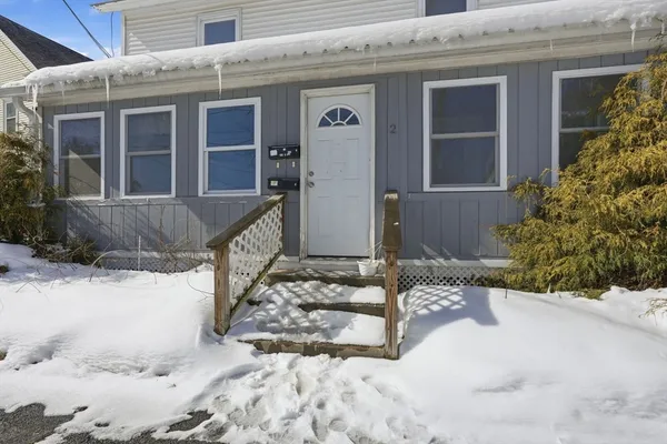 $250,000 | 2 Water Street, Greenfield, MA 01301