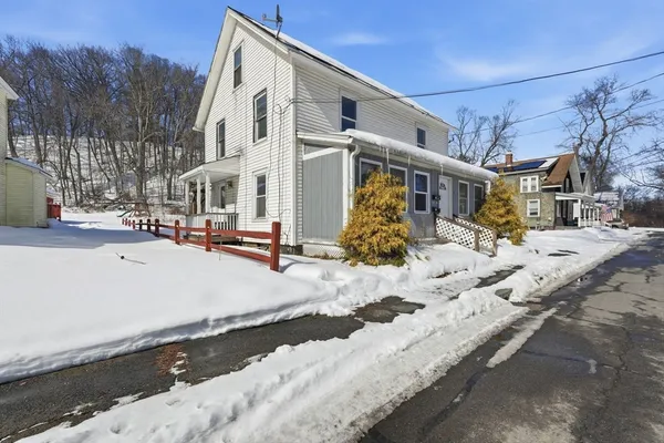 $280,000 | 2 Water Street, Greenfield, MA 01301