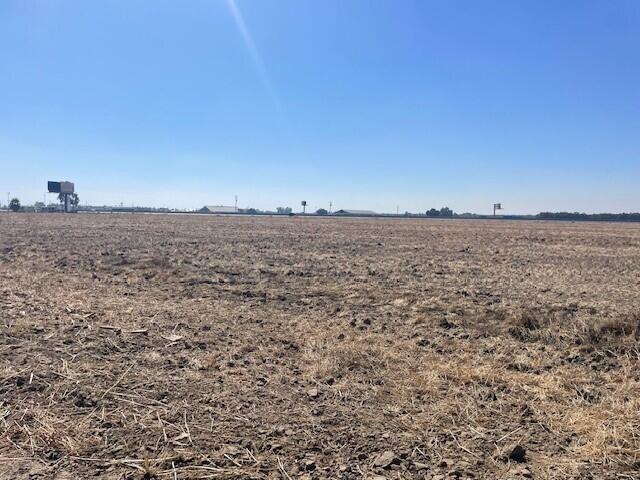100 Rd Tulare, CA 93274 - Photo 5 of 6 Road 100 6