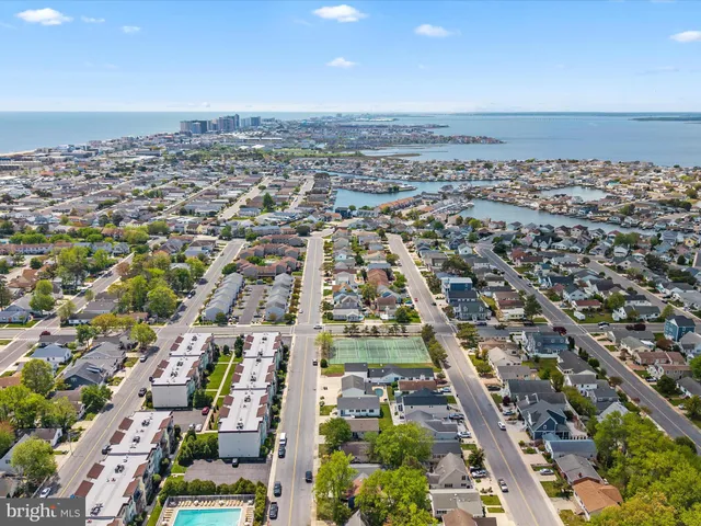 $589,000 | 14009 North Ocean Road, Ocean City, MD 21842