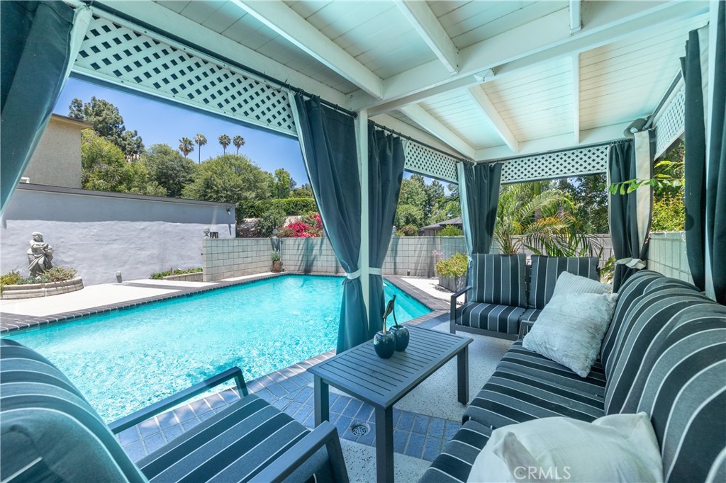 15514 High Knoll Road Encino, CA 91436 - Photo 33 of 35