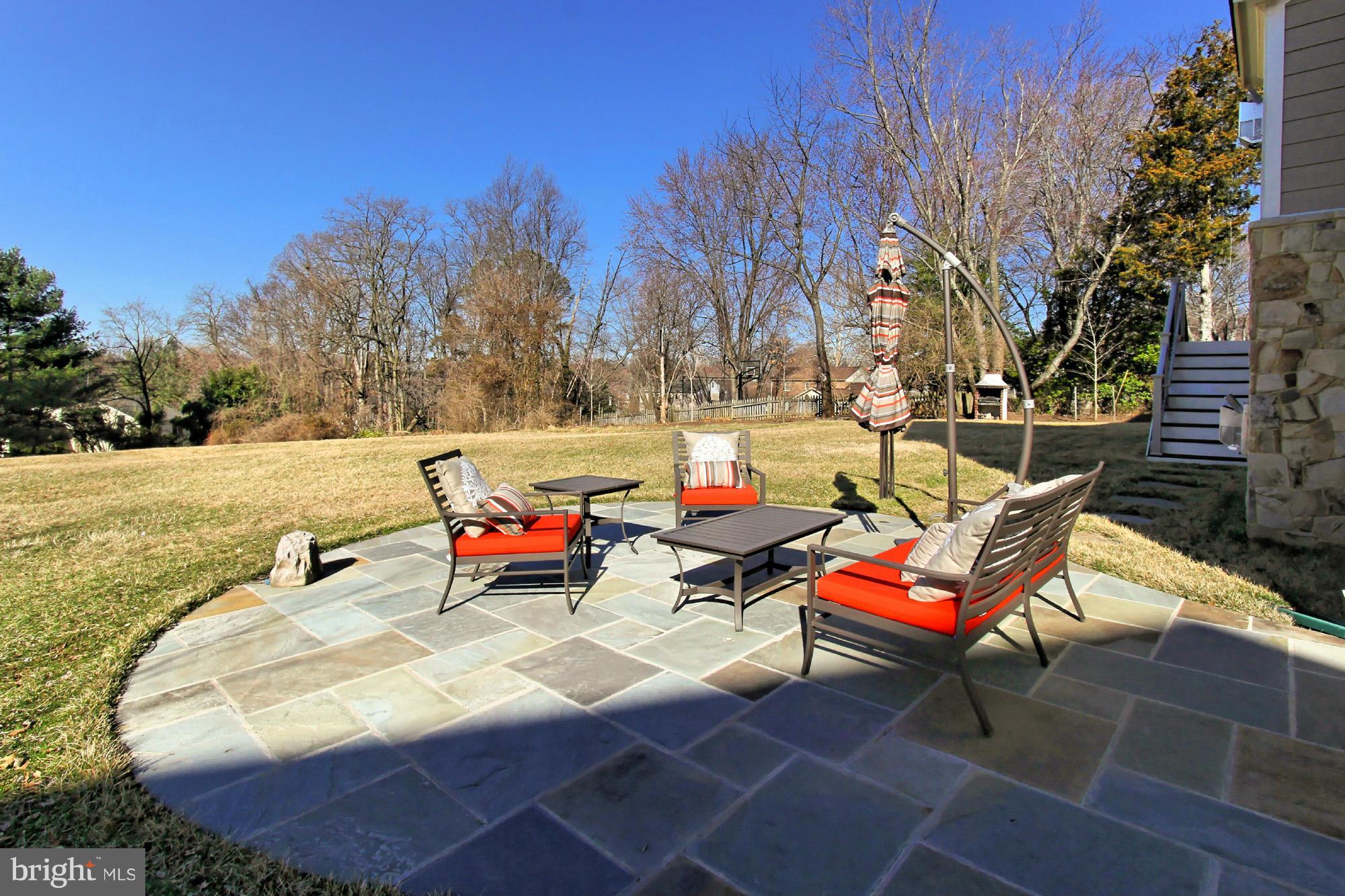 1882 Beulah Road Vienna, VA 22182 - Photo 27 of 30 Exterior (Rear)