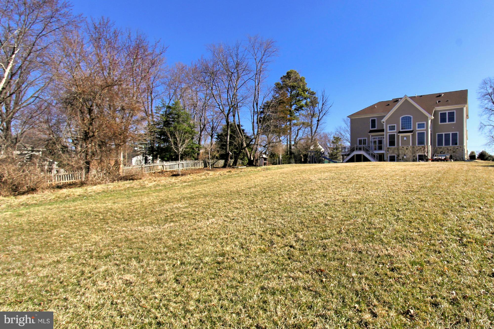 1882 Beulah Road Vienna, VA 22182 - Photo 29 of 30 Huge back Yard