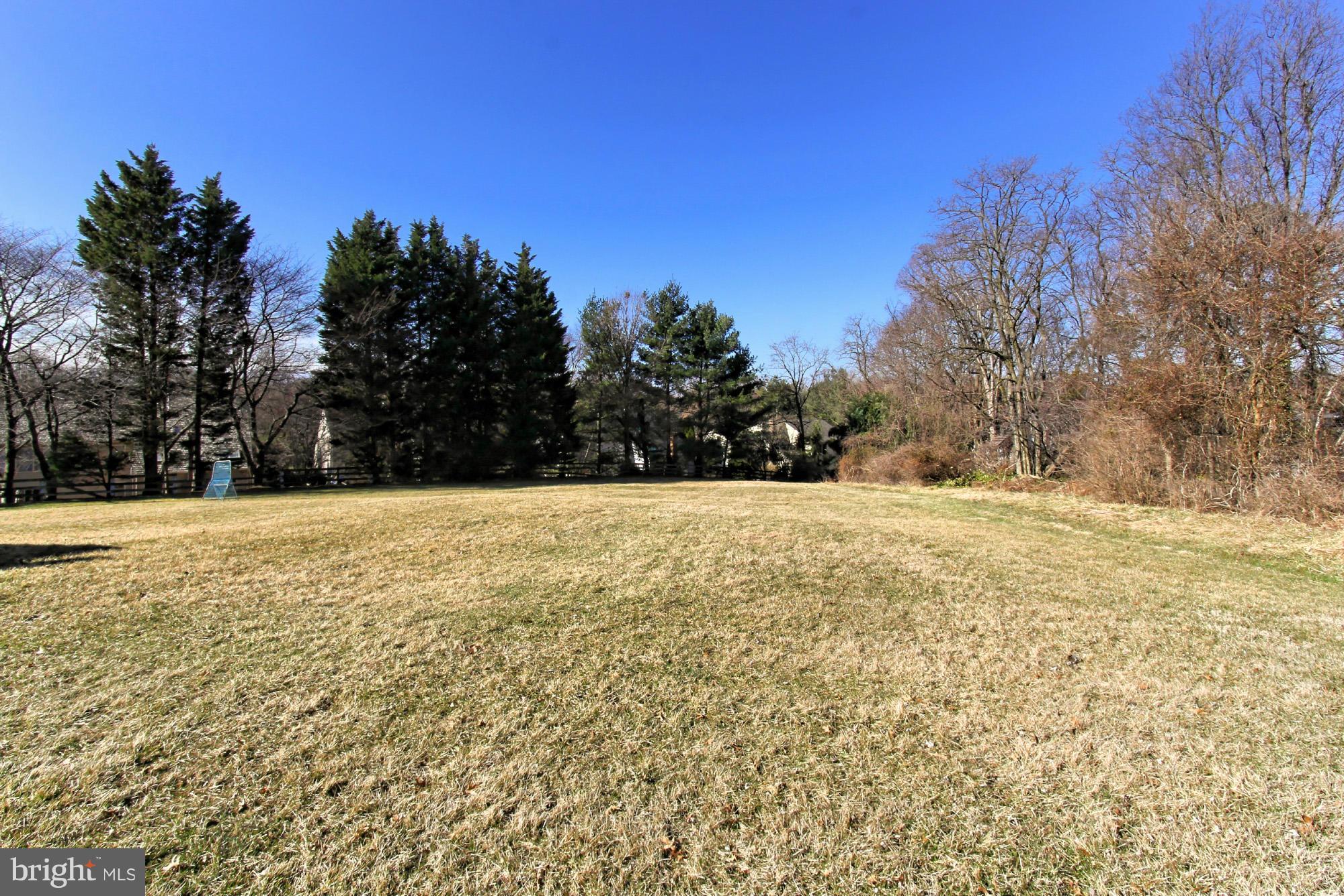 1882 Beulah Road Vienna, VA 22182 - Photo 30 of 30 Huge back yard