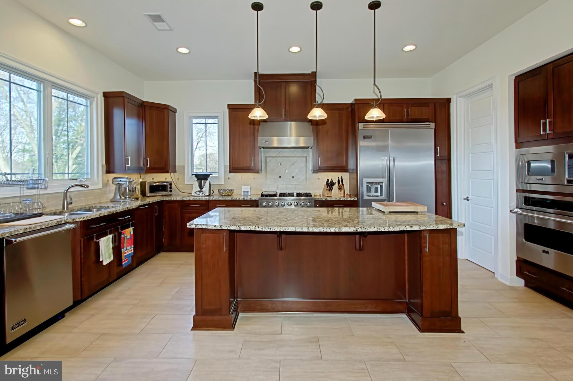 1882 Beulah Road Vienna, VA 22182 - Photo 4 of 30 Kitchen