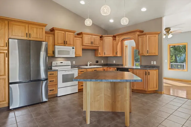 $595,000 | 1016 Eagle Lane, Poynette, WI 53955