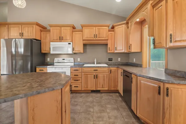 $549,000 | 1016 Eagle Lane, Poynette, WI 53955