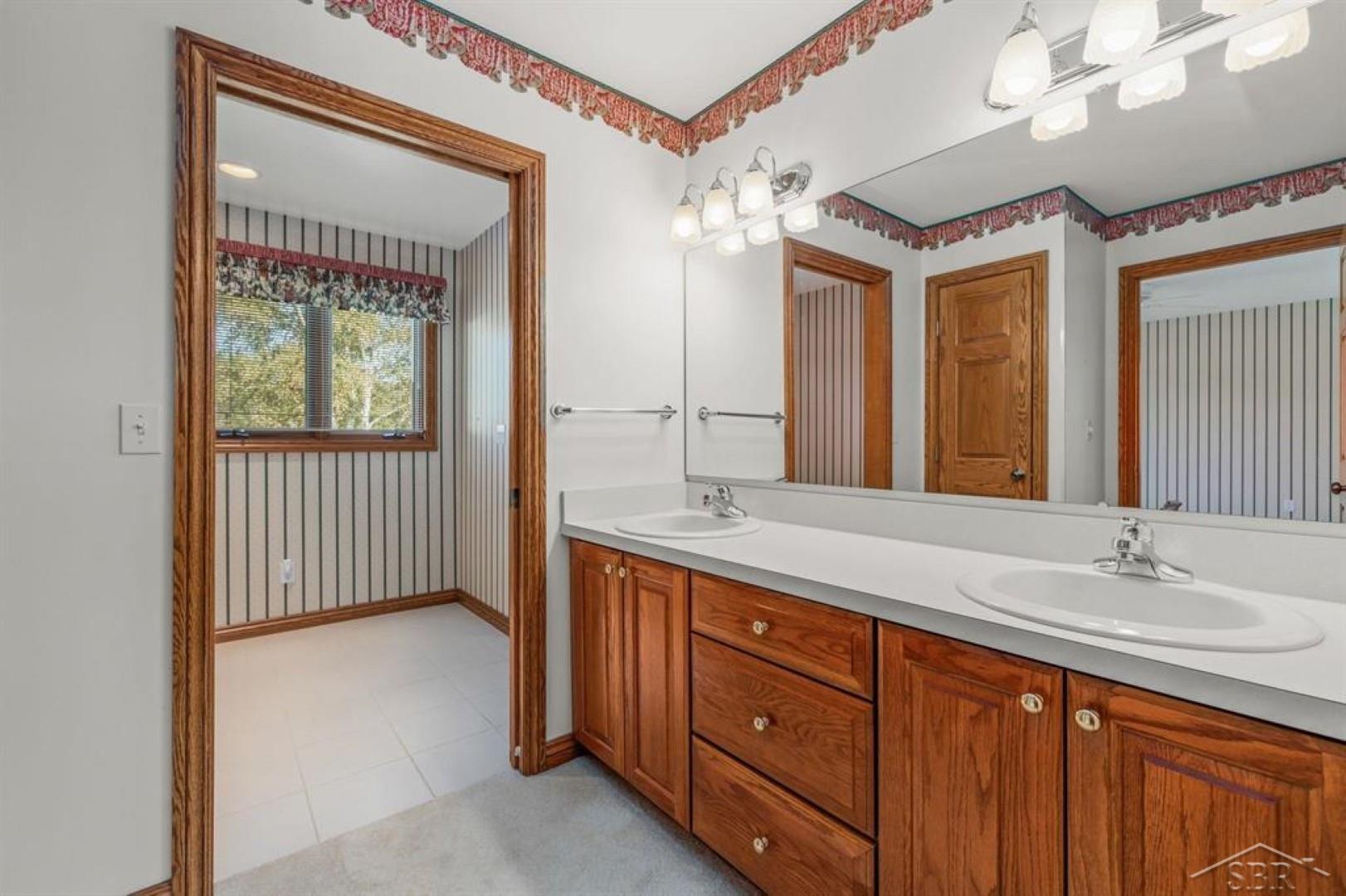 2129 East Stewart Road Midland, MI 48640 - Photo 40 of 66