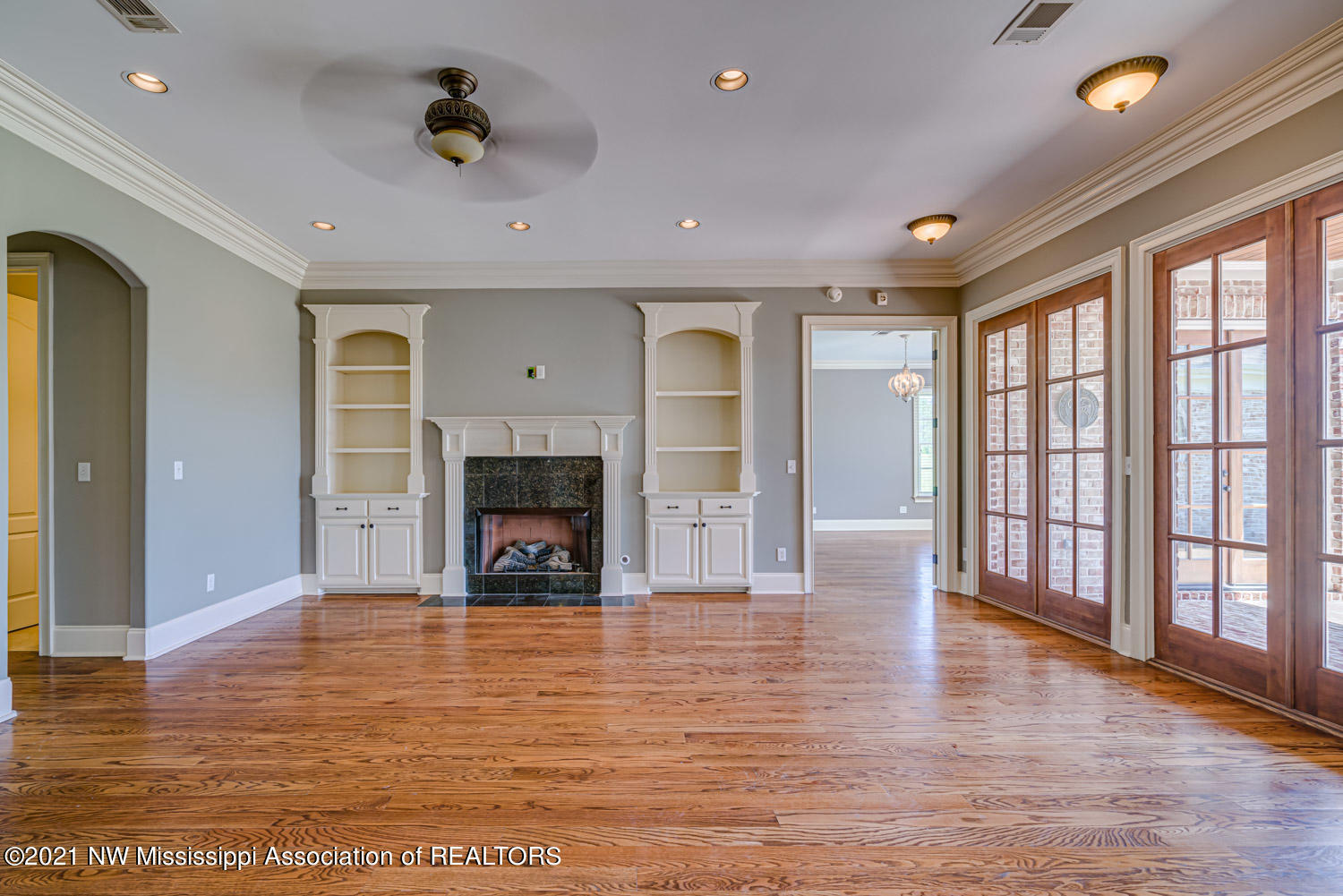 4906 Malone Road Olive Branch, MS 38654 - Photo 10 of 53 Great Room 2