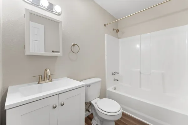 $1,050 | 512 Hollyhock Street, Unit 24, Prairie View, TX 77484