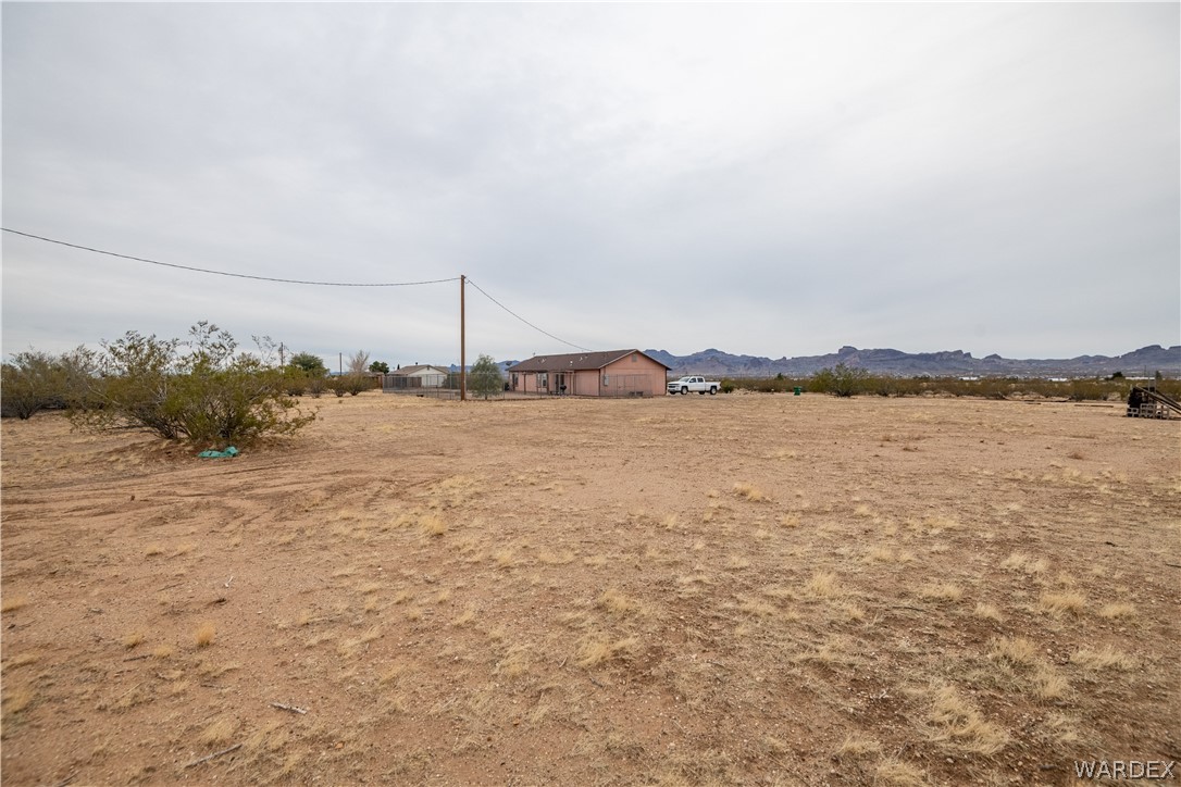 950 South La Osa Road Golden Valley, AZ 86413 - Photo 30 of 38 Gallery Image 30