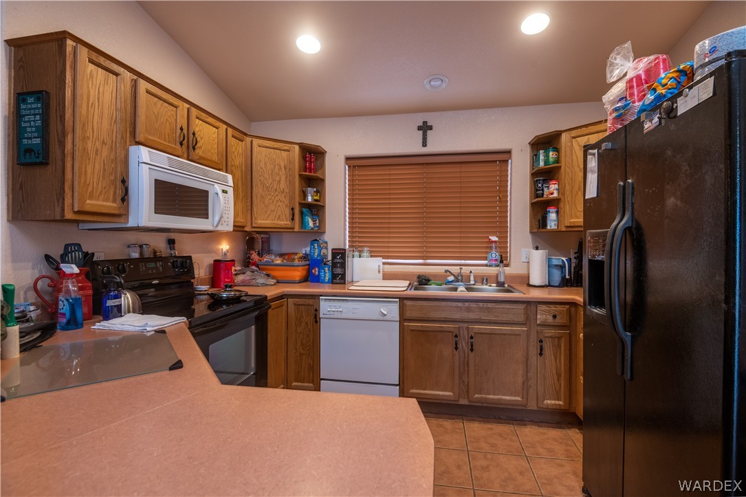 950 South La Osa Road Golden Valley, AZ 86413 - Photo 9 of 38 Gallery Image 9
