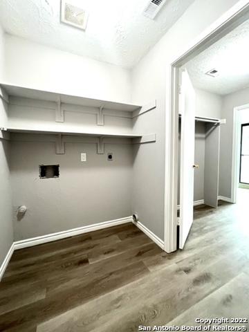 13119 Forum Road Universal City, TX 78148 - Photo 16 of 41