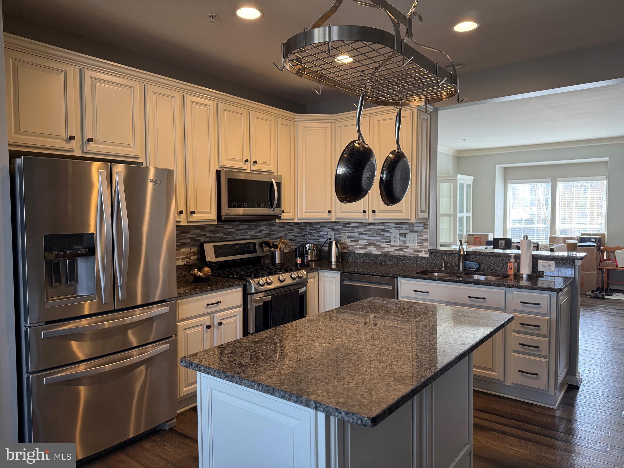 131 Fiona Way Brunswick, MD 21758 - Photo 11 of 73 Stainless steel appliances