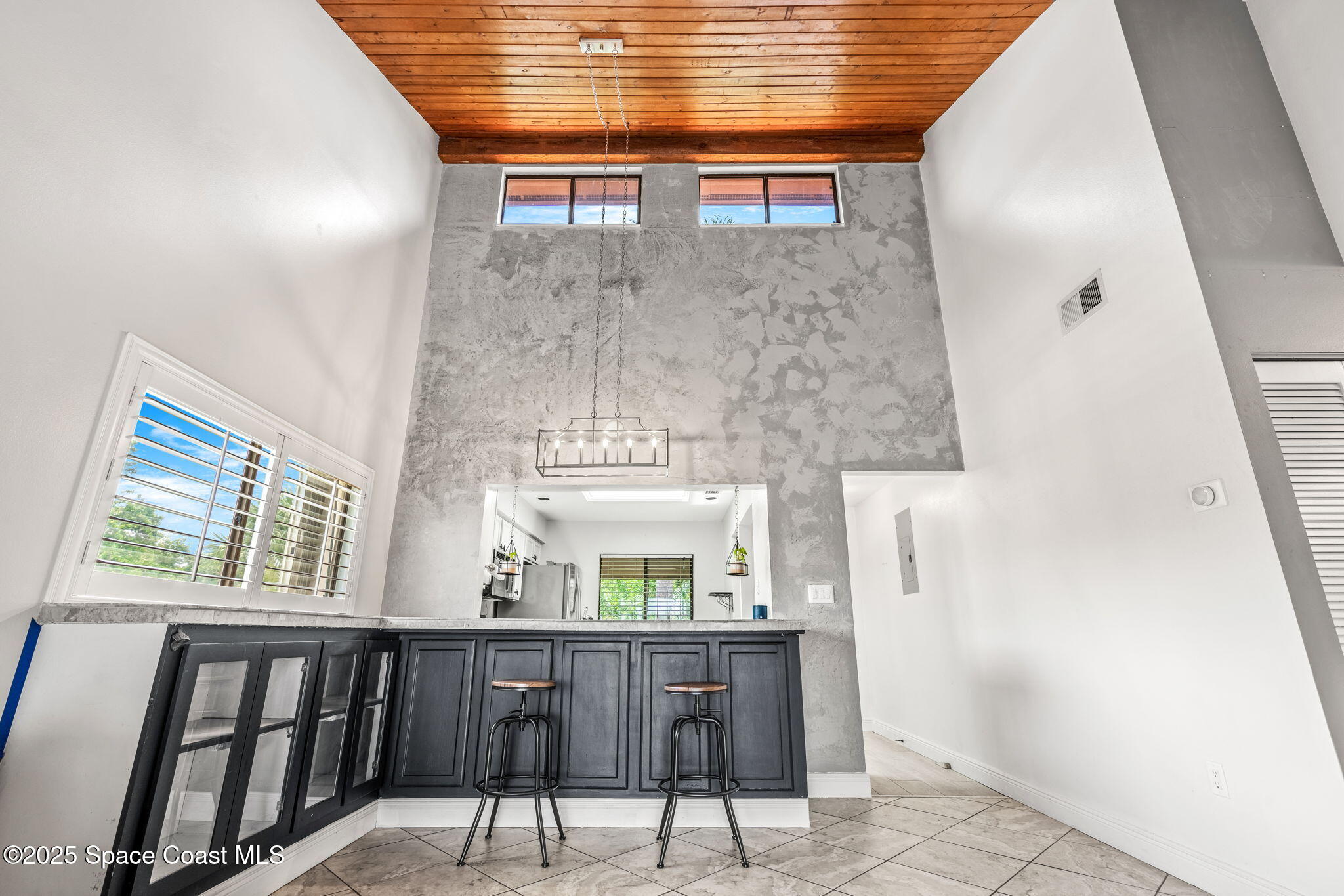 2921 Kirkland Road Northeast, Unit 201 Palm Bay, FL 32905 - Photo 8 of 35 14-web-or-mls-DSC09883-HDR