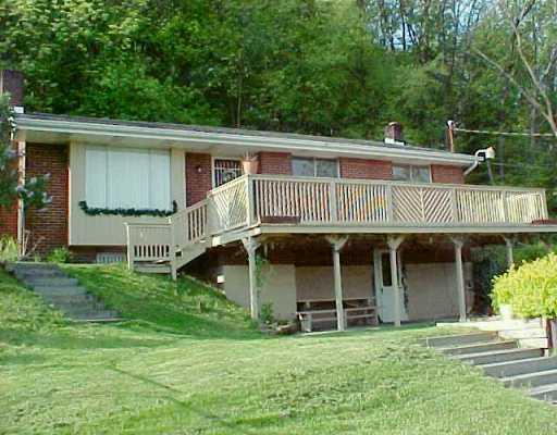 387 Independence Road Aliquippa, PA 15001 - Photo 1 of 8 Exterior Front.