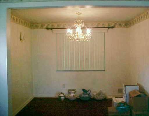 387 Independence Road Aliquippa, PA 15001 - Photo 6 of 8 Dining Room.
