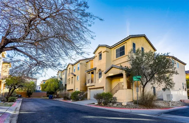 $1,940 | 10331 Ladybug Bend Street, Las Vegas, NV 89183