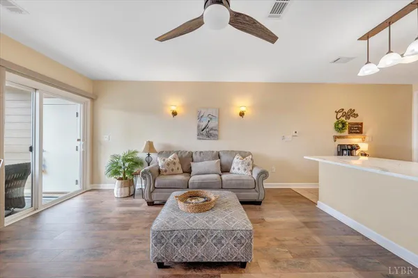 $434,900 | 1273 Graves Harbor Trail, Unit 324, Huddleston, VA 24104