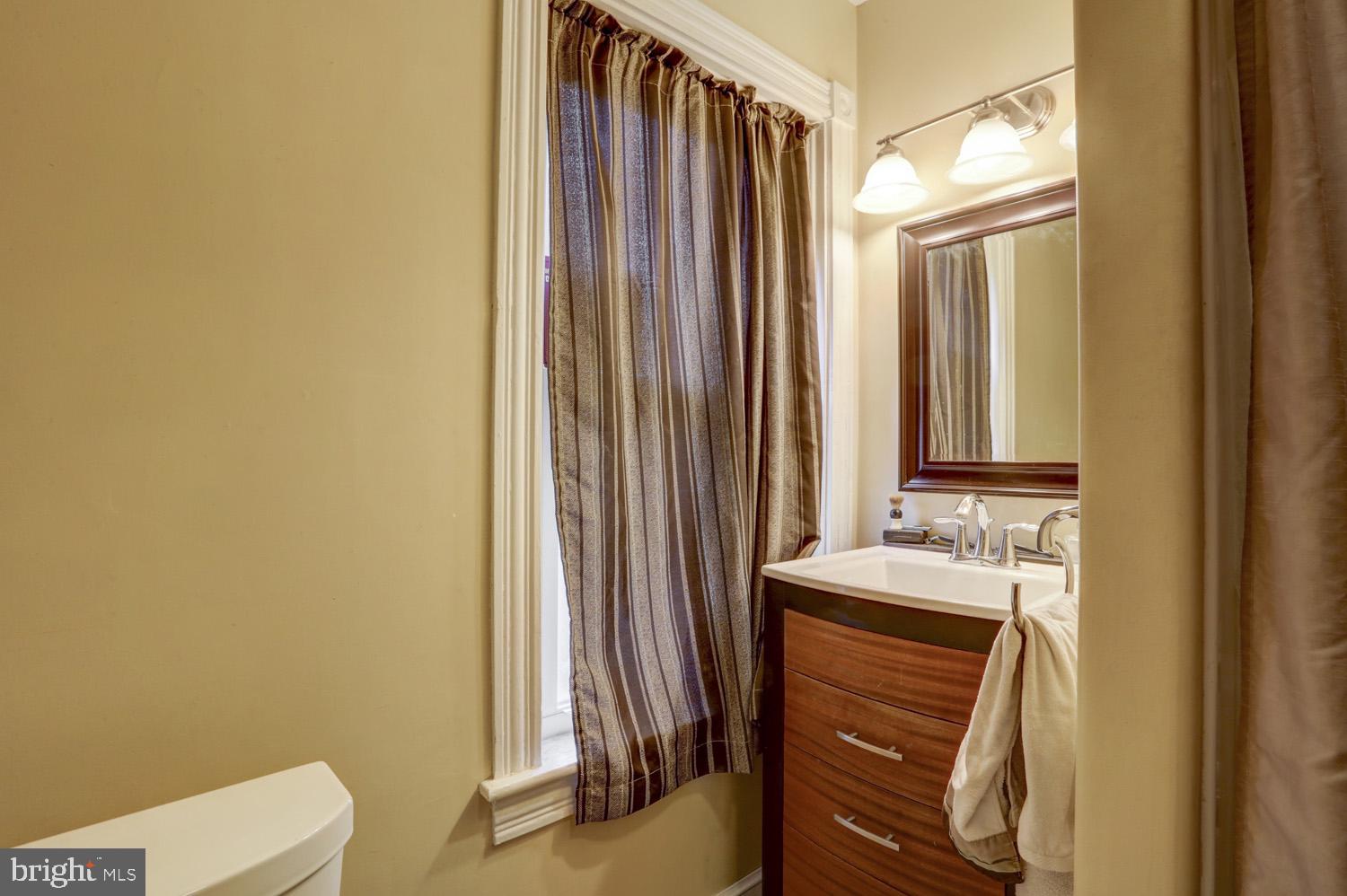 1754 Eden Road Lancaster, PA 17601 - Photo 25 of 30