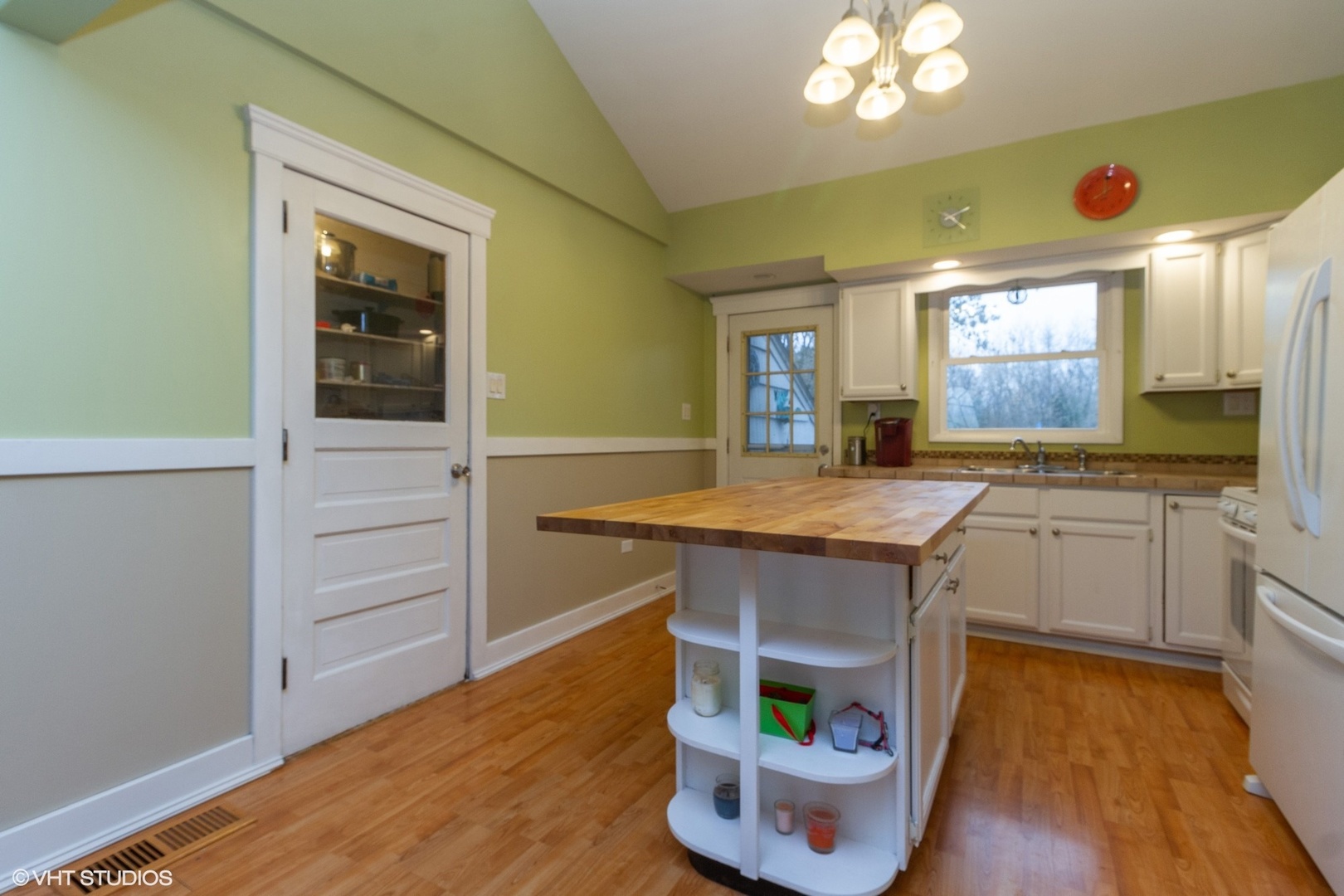 428 West Burville Road Crete, IL 60417 - Photo 4 of 14
