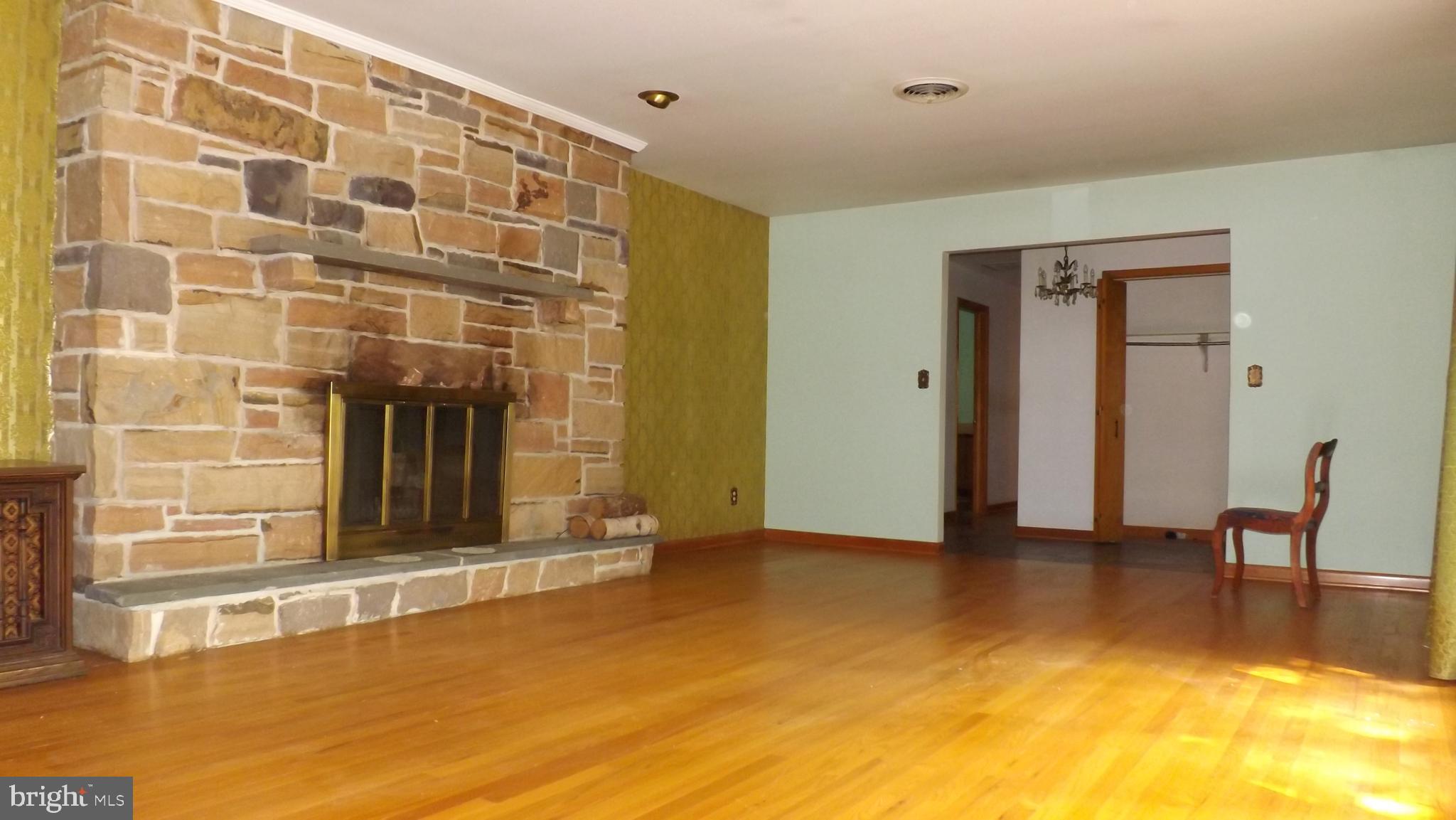 72 Center Road Upper Black Eddy, PA 18972 - Photo 11 of 37