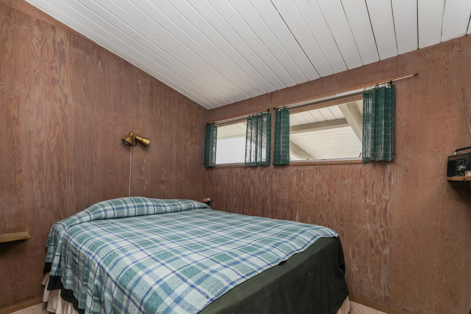 800 Ocean View Drive Wellfleet, MA 02667 - Photo 26 of 38 a bedroom with a bed and a window