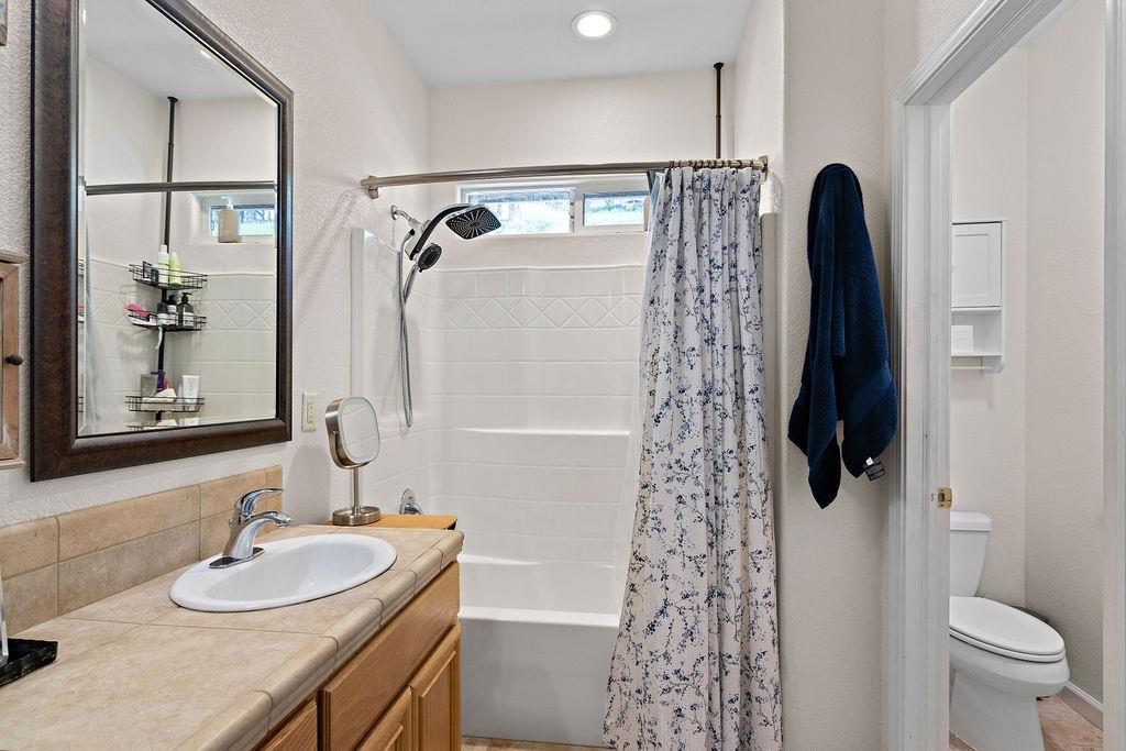 4955 Little John Road Copperopolis, CA 95228 - Photo 31 of 60