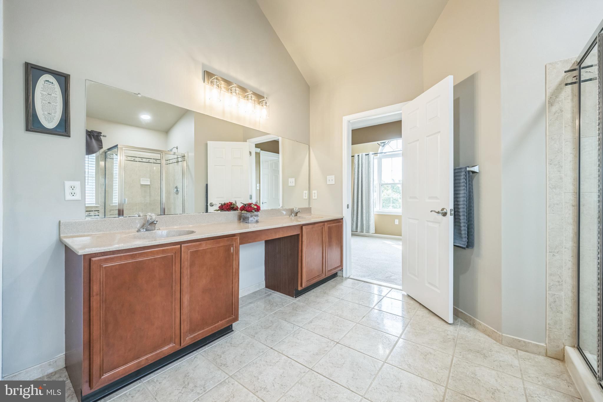 104 Abigail Lane Mickleton, NJ 08056 - Photo 39 of 75 2nd Bathroom 2nd Fl