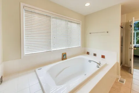 $489,995 | 766 North Maple Avenue, Palatine, IL 60067
