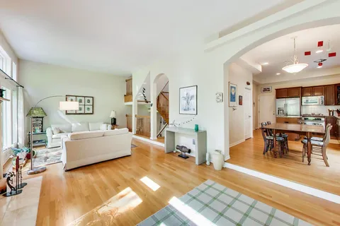 $489,995 | 766 North Maple Avenue, Palatine, IL 60067
