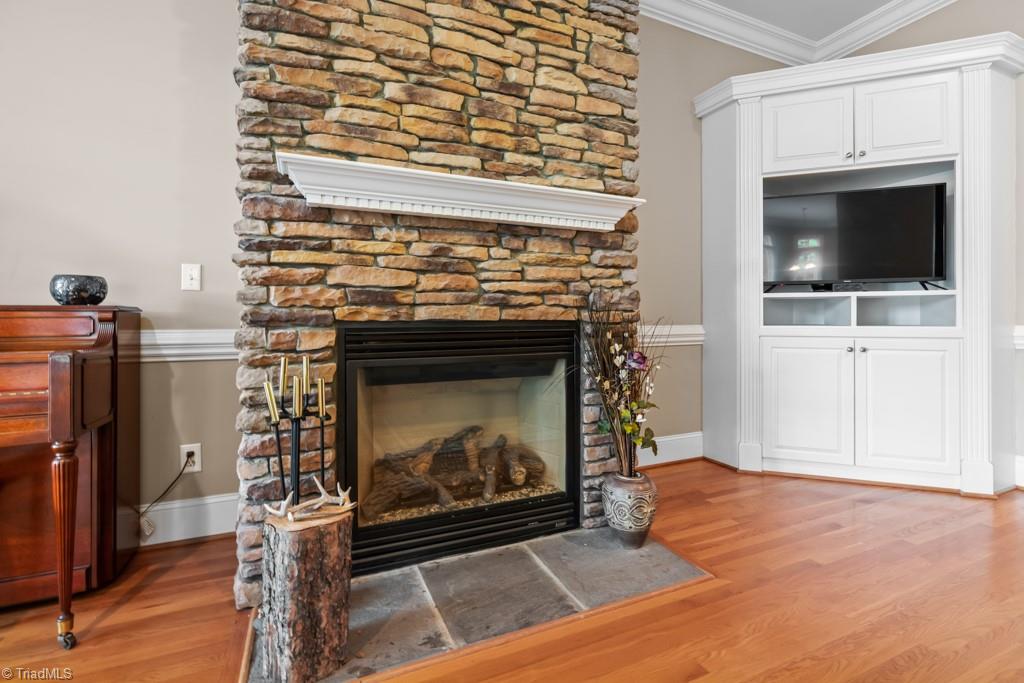 5707 Mabe Drive Oak Ridge, NC 27310 - Photo 11 of 49