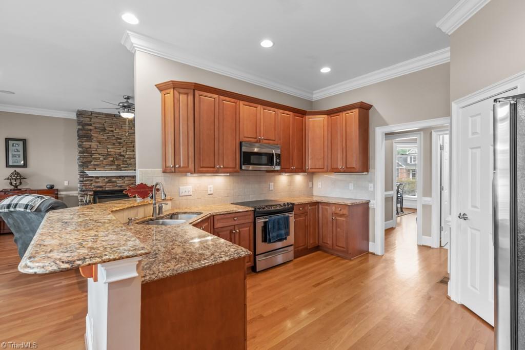 5707 Mabe Drive Oak Ridge, NC 27310 - Photo 15 of 49