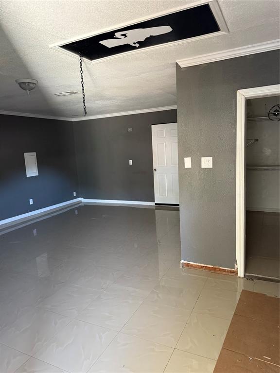 4601 Elm Ridge Lane Garland, TX 75044 - Photo 14 of 20 a view of a air conditioner