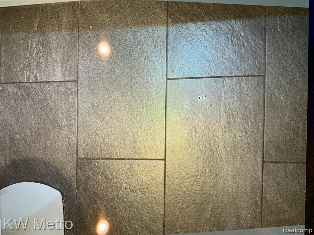 19637 West 12 Mile Road, Unit 102 Southfield, MI 48076 - Photo 22 of 25