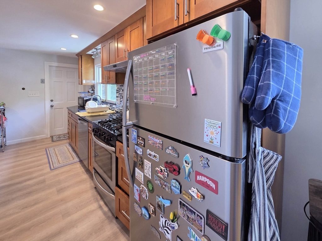 14 Louise Road, Unit 2 Chestnut Hill, MA 02467 - Photo 7 of 14 Gallery Image 7
