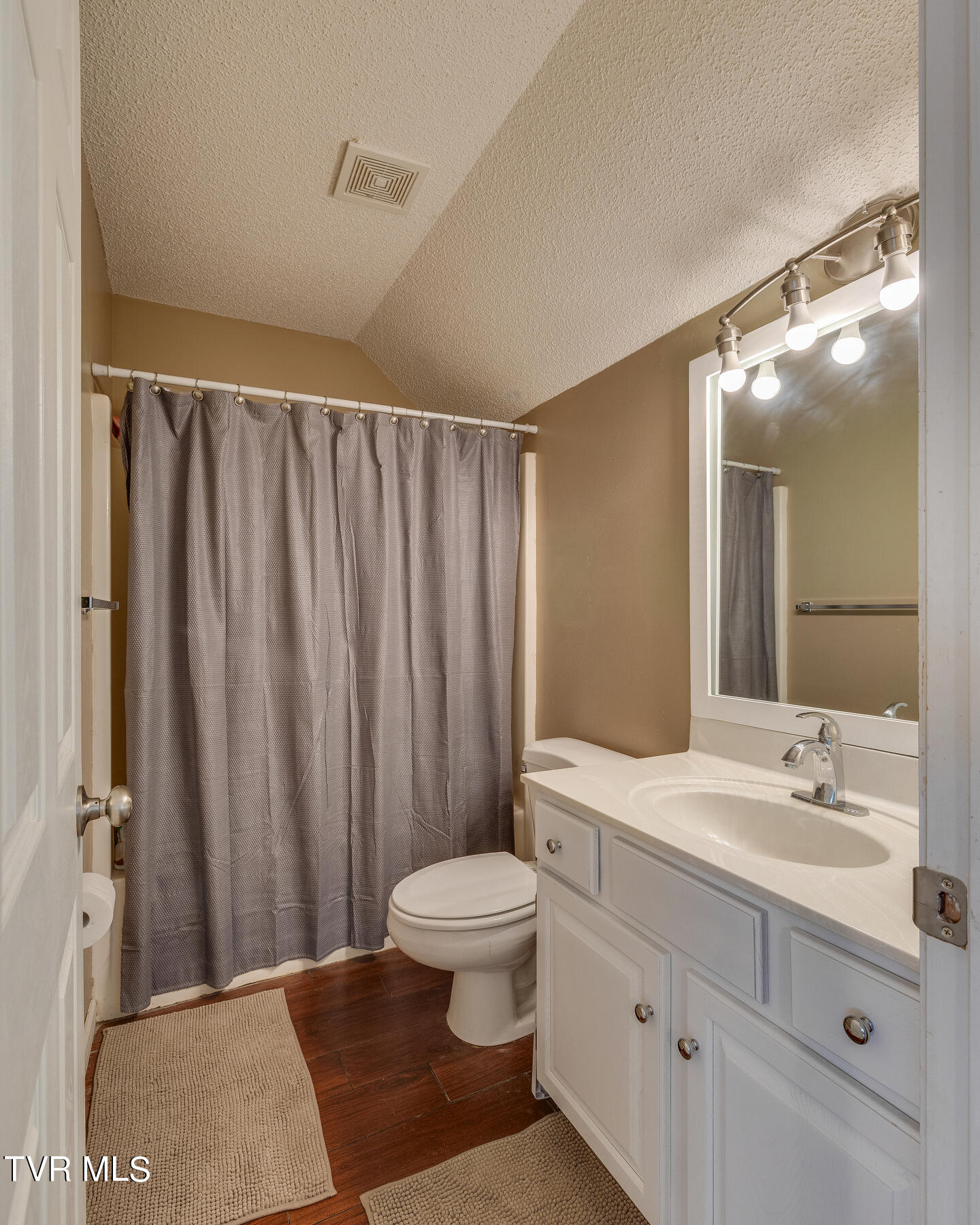 2700 Indian Ridge Road, Unit 3 Johnson City, TN 37604 - Photo 20 of 40 020