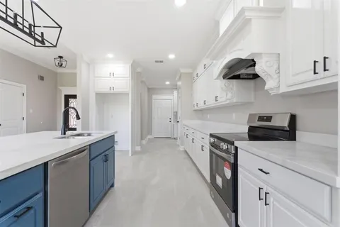 $399,000 | 6825 Bonne Meadow Lane, Lake Charles, LA 70605