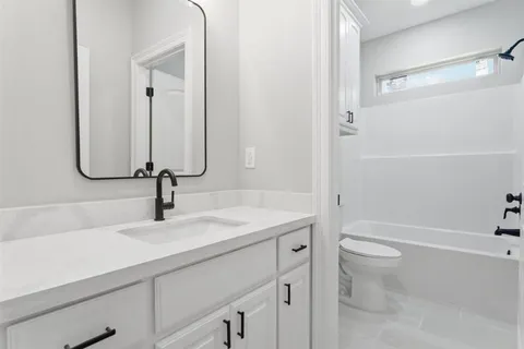 $399,000 | 6825 Bonne Meadow Lane, Lake Charles, LA 70605
