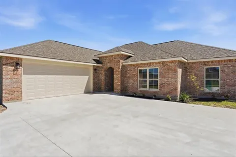 $399,000 | 6825 Bonne Meadow Lane, Lake Charles, LA 70605