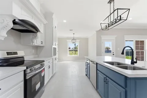 $399,000 | 6825 Bonne Meadow Lane, Lake Charles, LA 70605