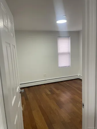 $2,900 | 60 West 184th Street, Unit 2F | University Heights