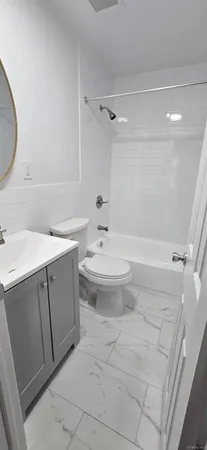 $2,900 | 60 West 184th Street, Unit 2F | University Heights