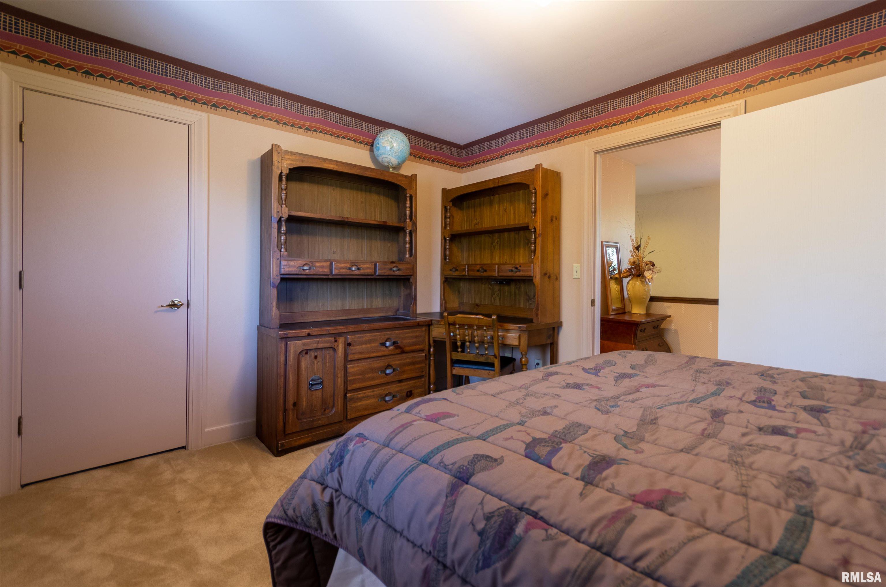 1665 Hawthorn Road Salem, IL 62881 - Photo 29 of 49 Gallery Image 29