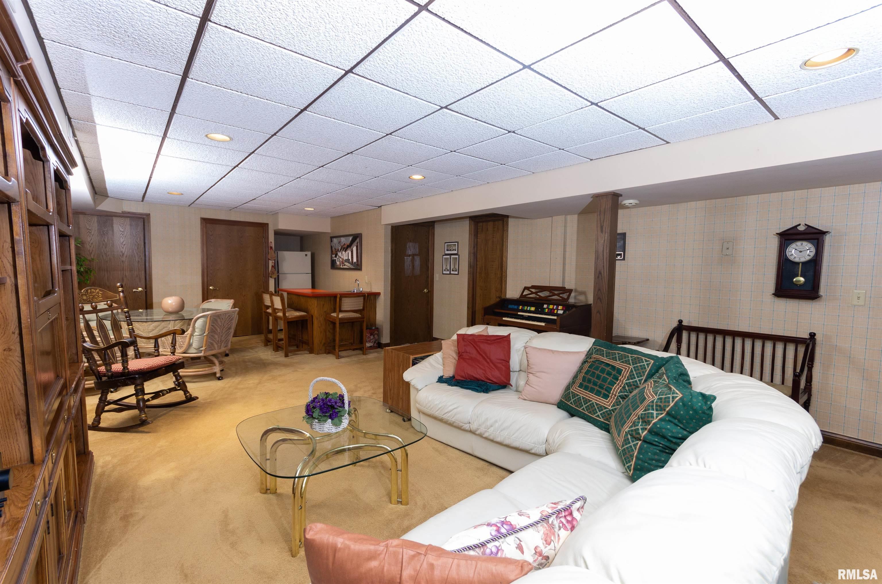 1665 Hawthorn Road Salem, IL 62881 - Photo 32 of 49 Gallery Image 32