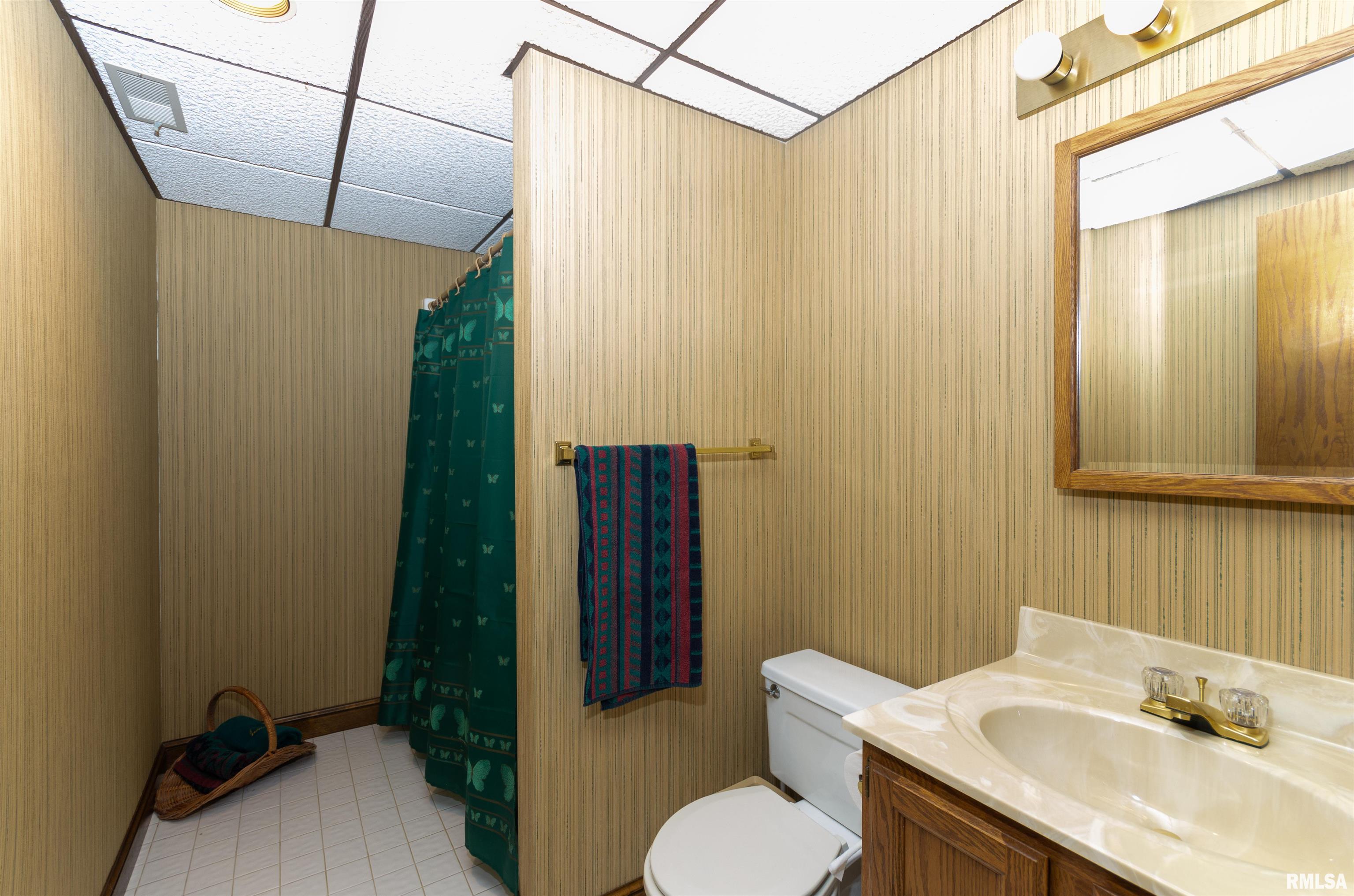 1665 Hawthorn Road Salem, IL 62881 - Photo 36 of 49 Gallery Image 36